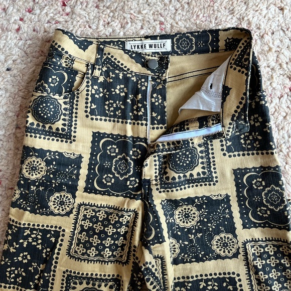 June painter pant in deadstock patchwork fabric - Picture 3 of 5